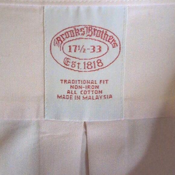 Brooks Brother XLG 17.5 33 button down muted pink front pocket mens dress shirt. - Picture 2 of 2